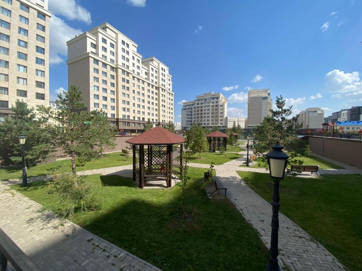 Park Avenue Напротив Ботанического Сада Astana Eksteriør billede