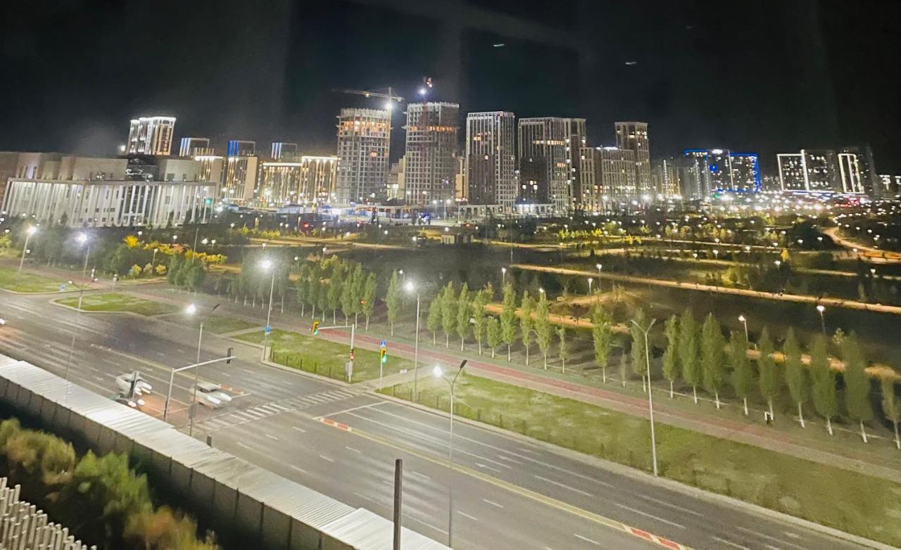 Park Avenue Напротив Ботанического Сада Astana Eksteriør billede